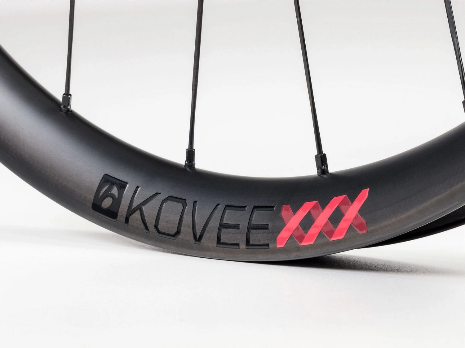Bontrager Kovee XXX 29 '' Front Wheel | Boost 15x110mm | Centerlock - Image 3