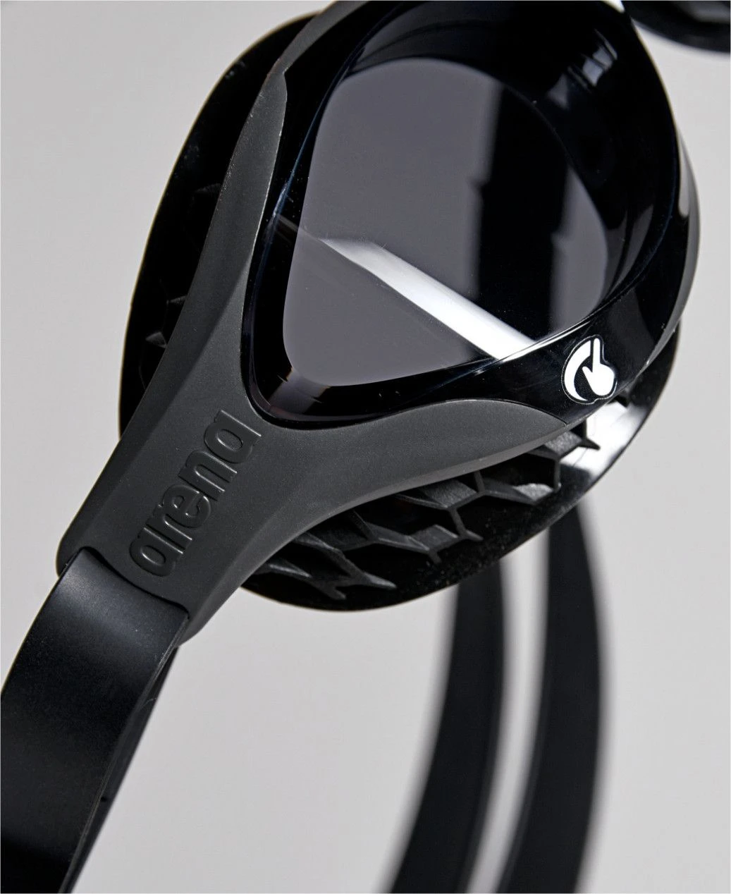 Arena Air-Bold Swipe Swimming Goggles Black - Image 8